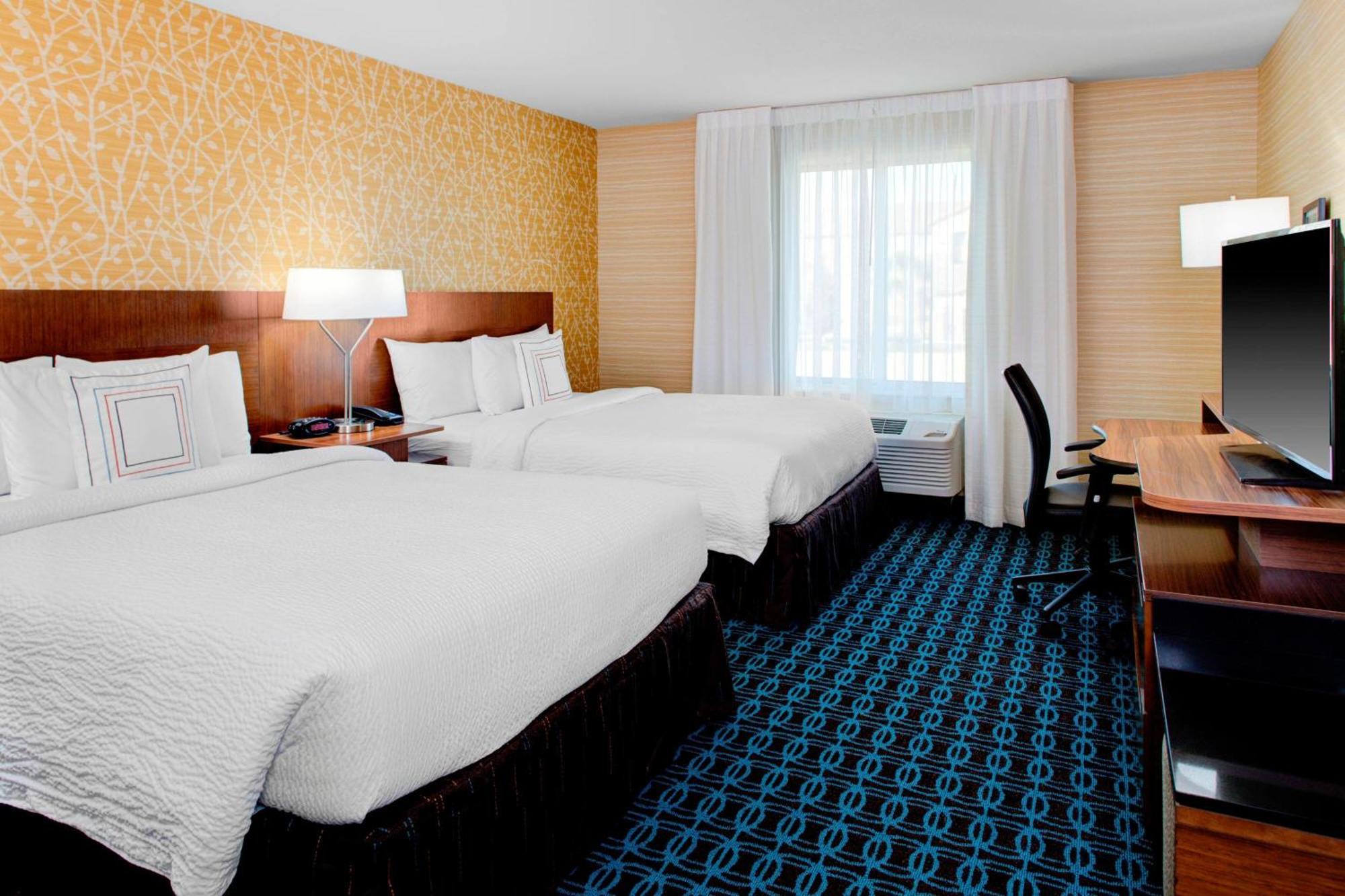 Fairfield Inn & Suites By Marriott Bakersfield North/Airport Екстериор снимка